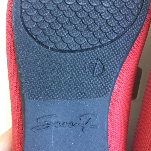 NWT Seven7 Elsa Red/ Pink Pointy Toe Canvas Flat - Picture 11 of 11